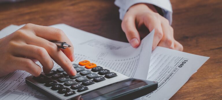 ¿Qué impuestos se pagan al vender una casa heredada